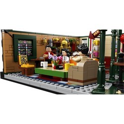 Конструктор Lego Friends Central Perk 21319