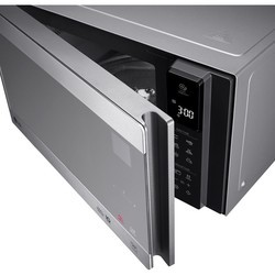 Микроволновая печь LG MB-65R95CIR