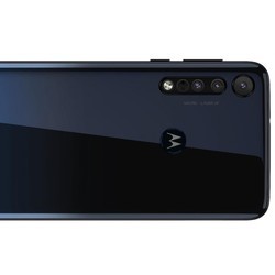 Мобильный телефон Motorola One Macro