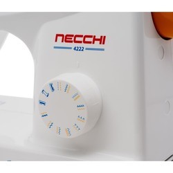 Швейная машина, оверлок Necchi 4222