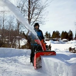 Снегоуборщик Husqvarna ST 324