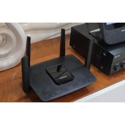 Wi-Fi адаптер LINKSYS Max-Stream MR8300