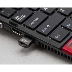 USB Flash (флешка) Silicon Power Touch T01