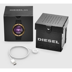 Носимый гаджет Diesel Axial (золотистый)
