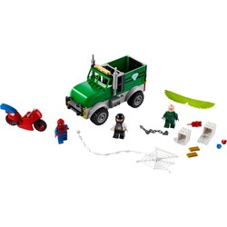 Конструктор Lego Vultures Trucker Robbery 76147