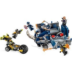 Конструктор Lego Avengers Truck Take Down 76143