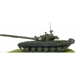 Сборная модель Zvezda Soviet Main Battle Tank T-72B (1:35)