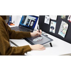 Графический планшет Wacom One Creative Pen Display