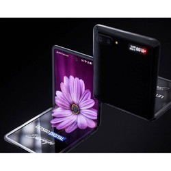 Мобильный телефон Samsung Galaxy Z Flip