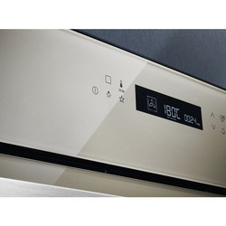 Духовой шкаф Electrolux SenseCook LOE 7C31S