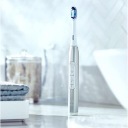 Электрическая зубная щетка Braun Pulsonic Oral-B Slim Luxe 4200