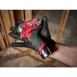 Дрель/шуруповерт Milwaukee M12 FID-202X