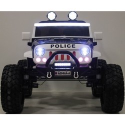 Детский электромобиль RiverToys Jeep A004AA-A (белый)