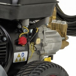 Мойка высокого давления Briggs&Stratton Elite 3000