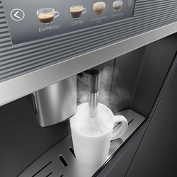 Встраиваемая кофеварка Smeg CMS4104S