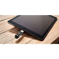 USB Flash (флешка) SanDisk iXpand Go