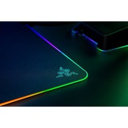 Коврик для мышки Razer Firefly V2