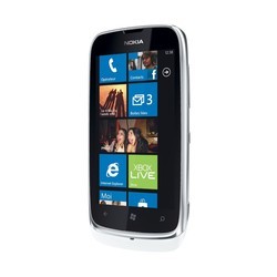 Мобильный телефон Nokia Lumia 610