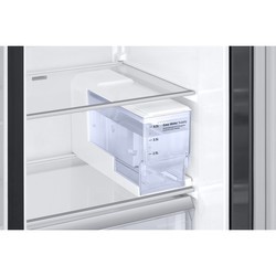 Холодильник Samsung RS68N8340B1