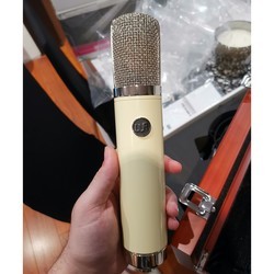 Микрофон Warm Audio WA-251
