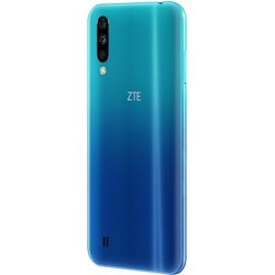 Мобильный телефон ZTE Blade A7 2020 32GB (синий)