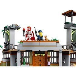 Конструктор Lego Newbury Abandoned Prison 70435