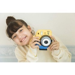 Фотокамеры моментальной печати Fuji Instax Mini 8 Minion