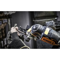 Многофункциональный инструмент DeWALT DCS356NT