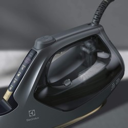 Утюг Electrolux E8SI1-8EGM