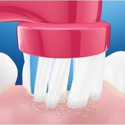 Электрическая зубная щетка Braun Oral-B Vitality D100 Trizone + D100 Kids