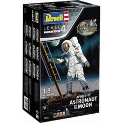 Сборная модель Revell Apollo 11 Astronaut on the Moon (1:8)