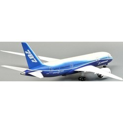 Сборная модель Zvezda Civil Airliner Boeing 787-8 Dreamliner (1:144)