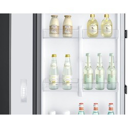 Холодильник Samsung BeSpoke RR39T7475AP