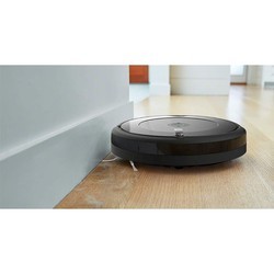 Пылесос iRobot Roomba 692