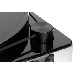 Проигрыватель винила ELAC Miracord 60