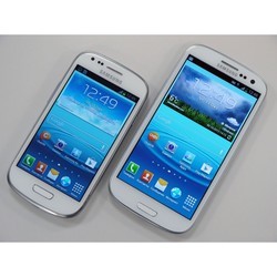 Мобильный телефон Samsung Galaxy S3 32GB (синий)