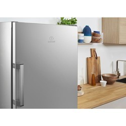 Холодильник Indesit SI 61 S