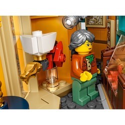 Конструктор Lego Ninjago City Gardens 71741