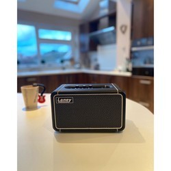 Портативная колонка Laney F67