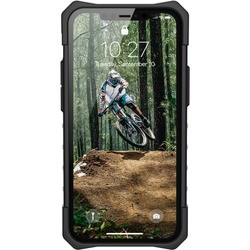 Чехол UAG Plasma for iPhone 12 Mini (черный)