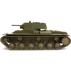 Сборная модель Zvezda Soviet Heavy Tank with L-11 Gun (mod. 1940) KV-1 (1:35)