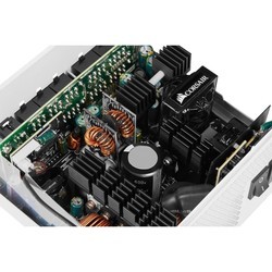 Блок питания Corsair CP-9020225-EU