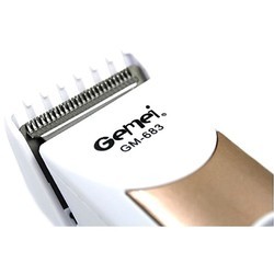 Машинка для стрижки волос Gemei GM-683
