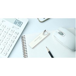 USB-флешка Hikvision M200 USB 3.0