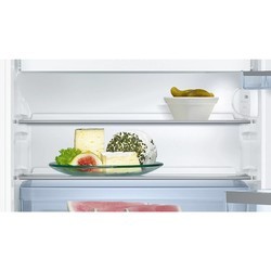Встраиваемый холодильник Bosch KUL 15ADF0