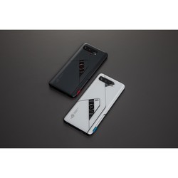 Мобильный телефон Asus ROG Phone 5 Ultimate