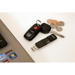 USB-флешки Lexar JumpDrive Triton 16Gb