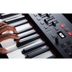 MIDI-клавиатура M-AUDIO Hammer 88 Pro