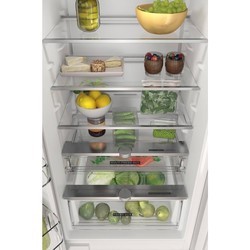 Встраиваемый холодильник Whirlpool WHC18 T341