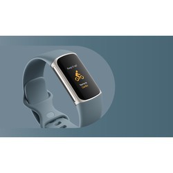 Смарт часы Fitbit Charge 5